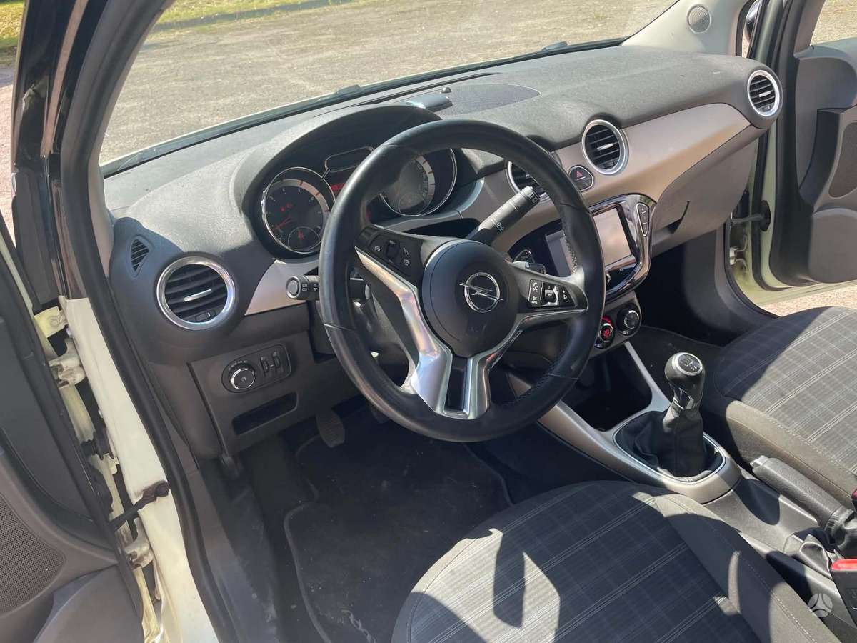 Opel Adam, 1.4 l., Хэтчбек