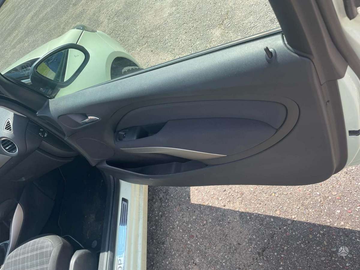 Opel Adam, 1.4 l., hatchback
