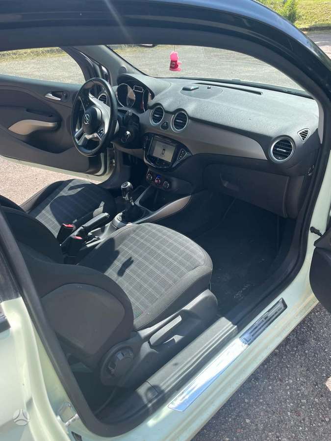 Opel Adam, 1.4 l., hatchback