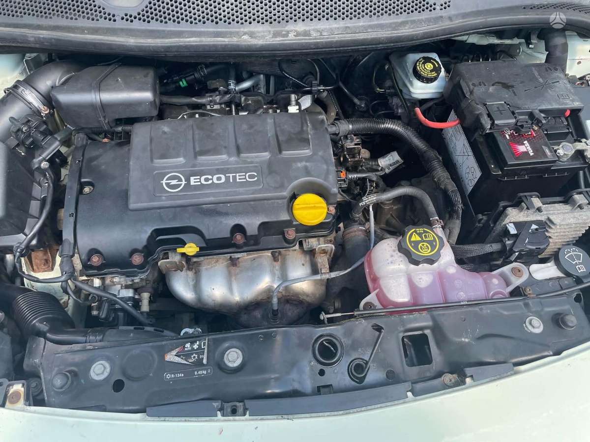Opel Adam, 1.4 l., hatchback