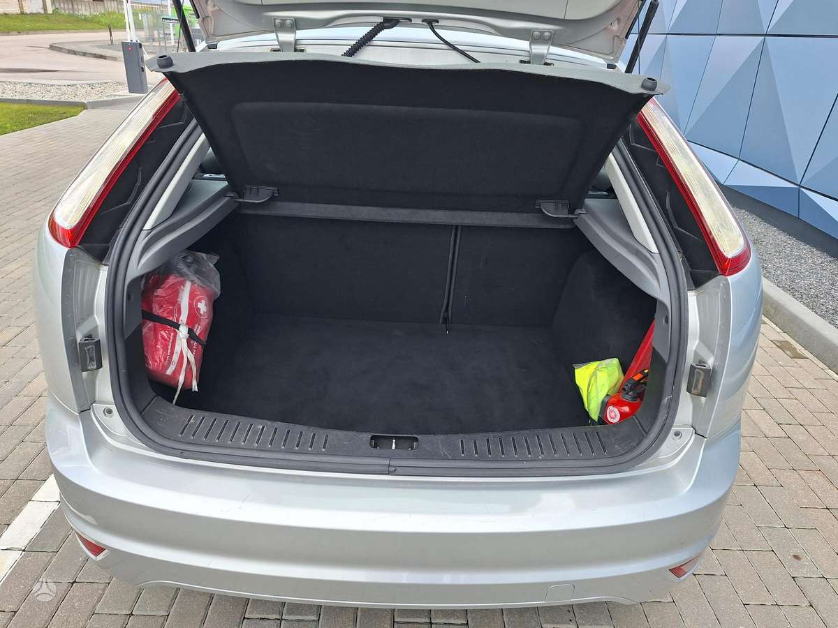 Ford Focus, 1.6 l., Хэтчбек