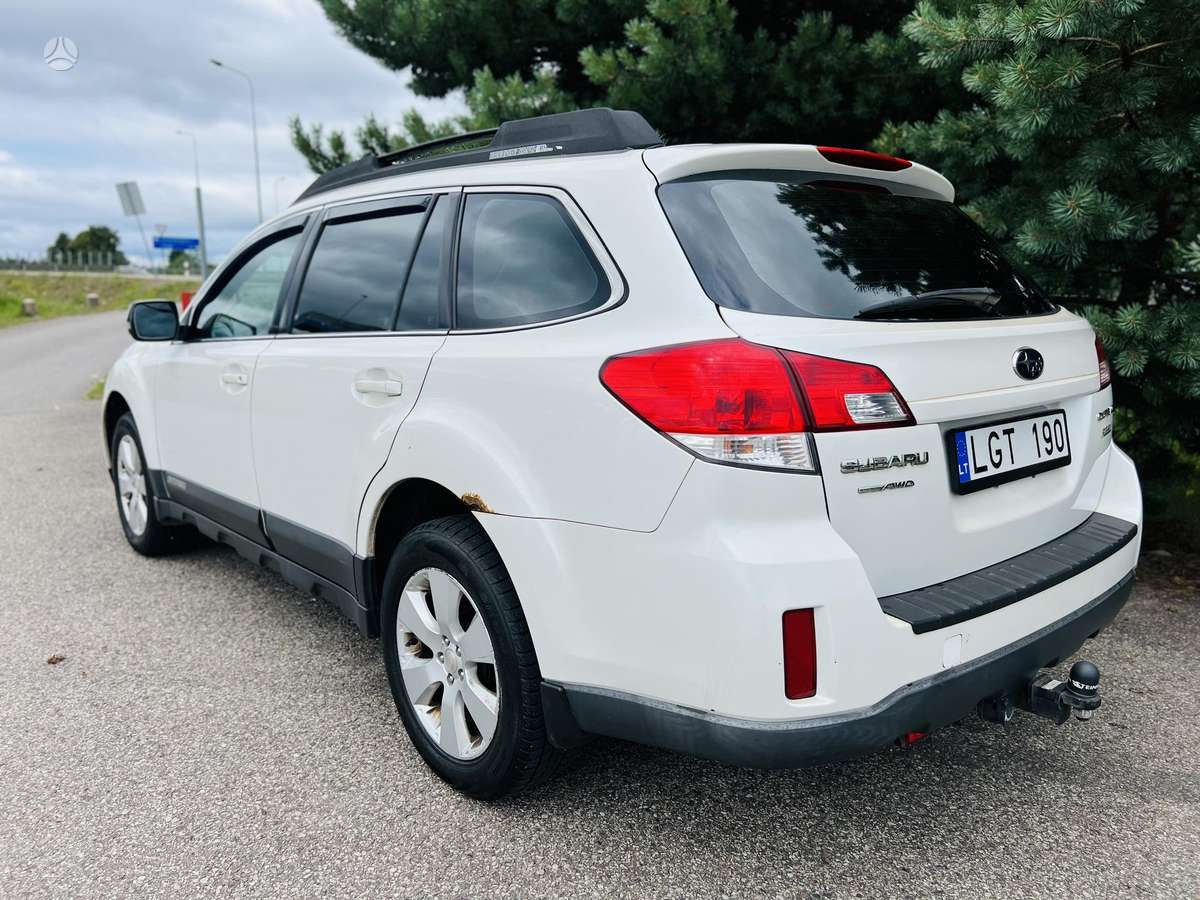 Subaru Outback, 2.5 l., universalas