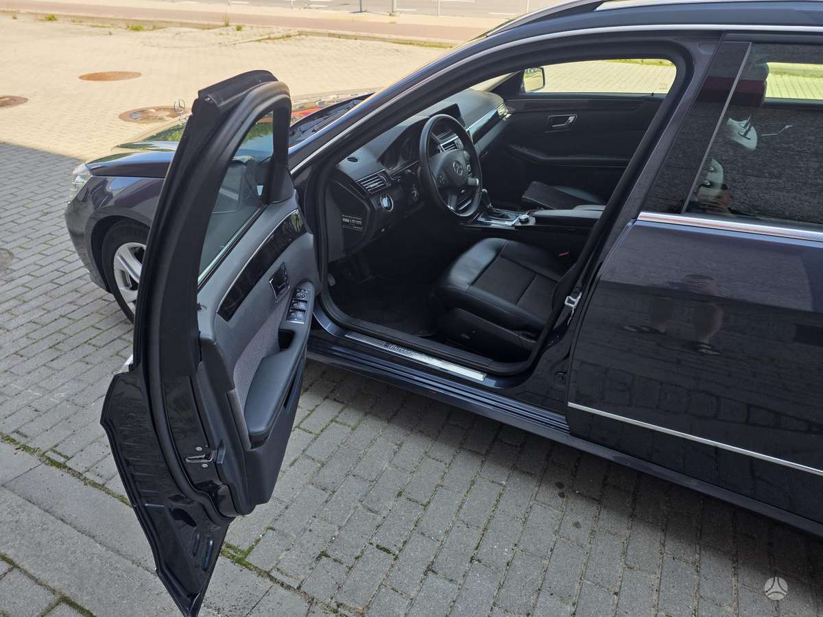 Mercedes-Benz E200, 2.1 l., Универсал