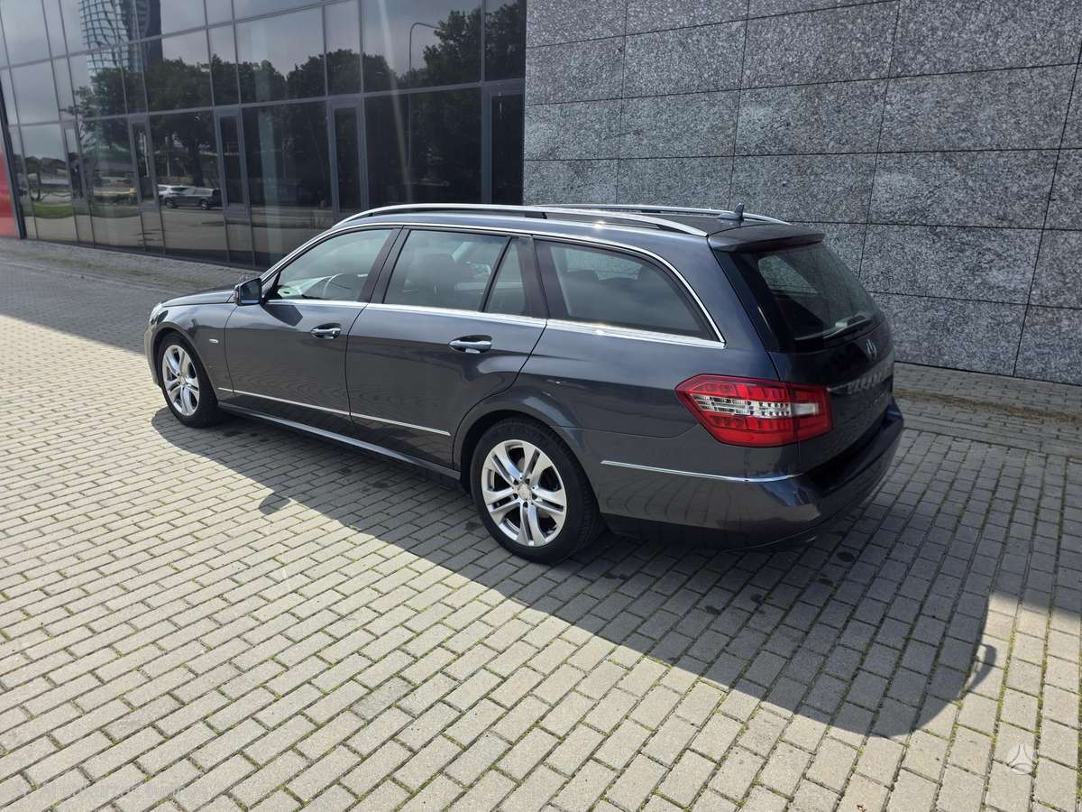 Mercedes-Benz E200, 2.1 l., Универсал