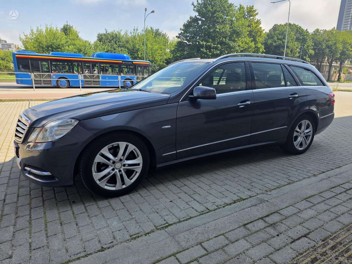Mercedes-Benz E200, 2.1 l., Универсал