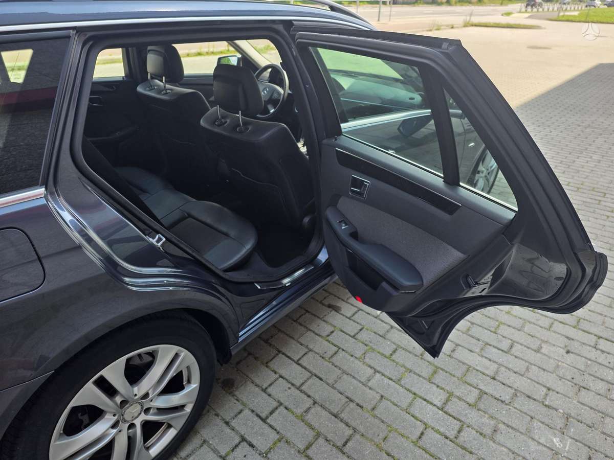 Mercedes-Benz E200, 2.1 l., Универсал