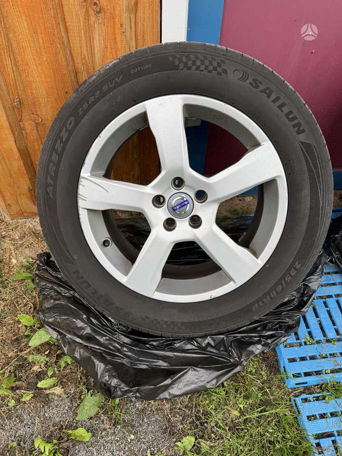 Volvo XC 60, lengvojo lydinio, R18