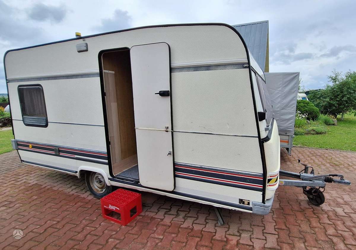 Bürstner 3907, kemperis
