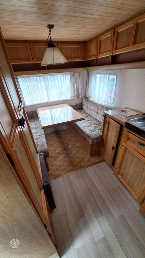 Bürstner 3907, кемперы