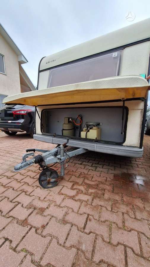 Bürstner 3907, caravans