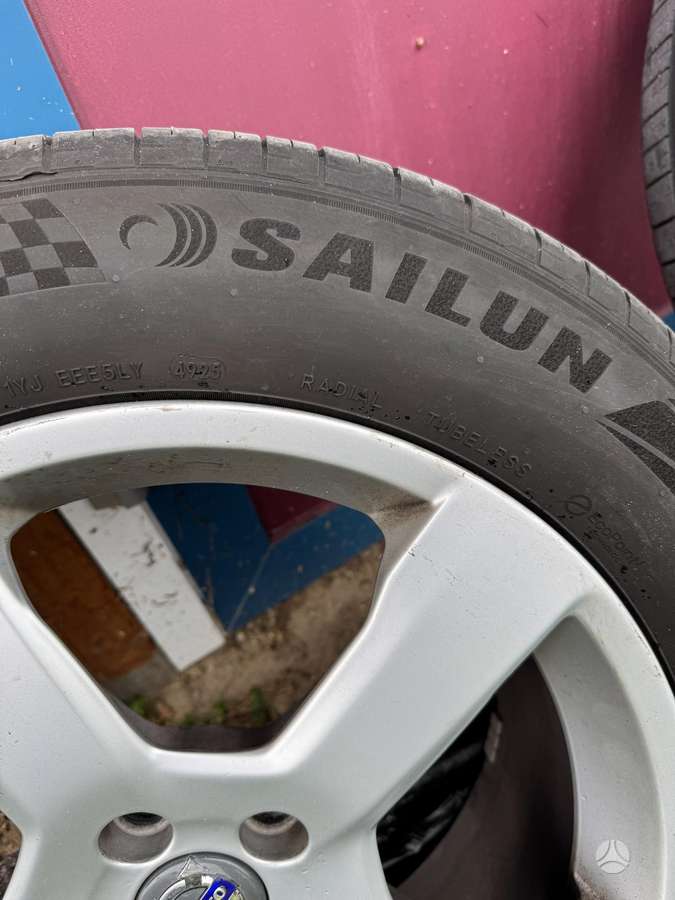 Volvo XC 60, lengvojo lydinio, R18