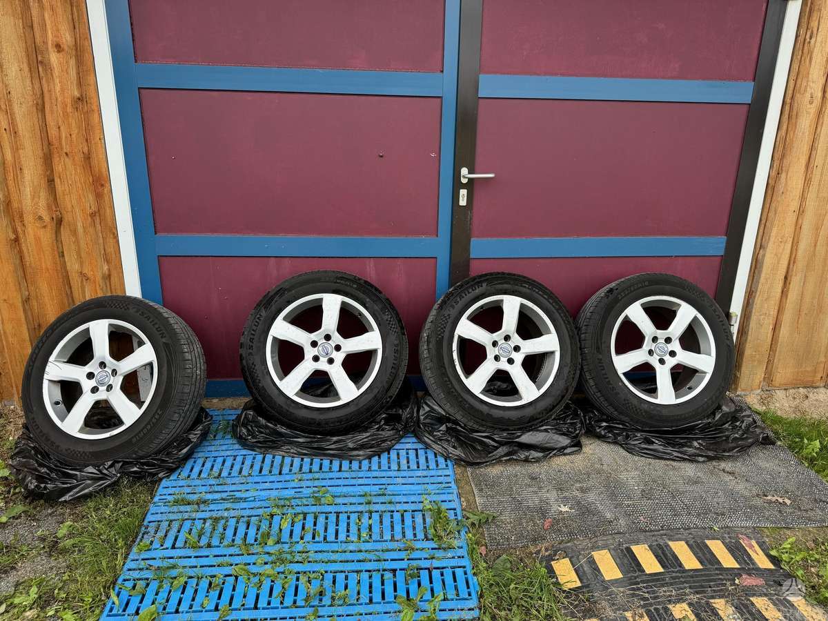 Volvo XC 60, lengvojo lydinio, R18