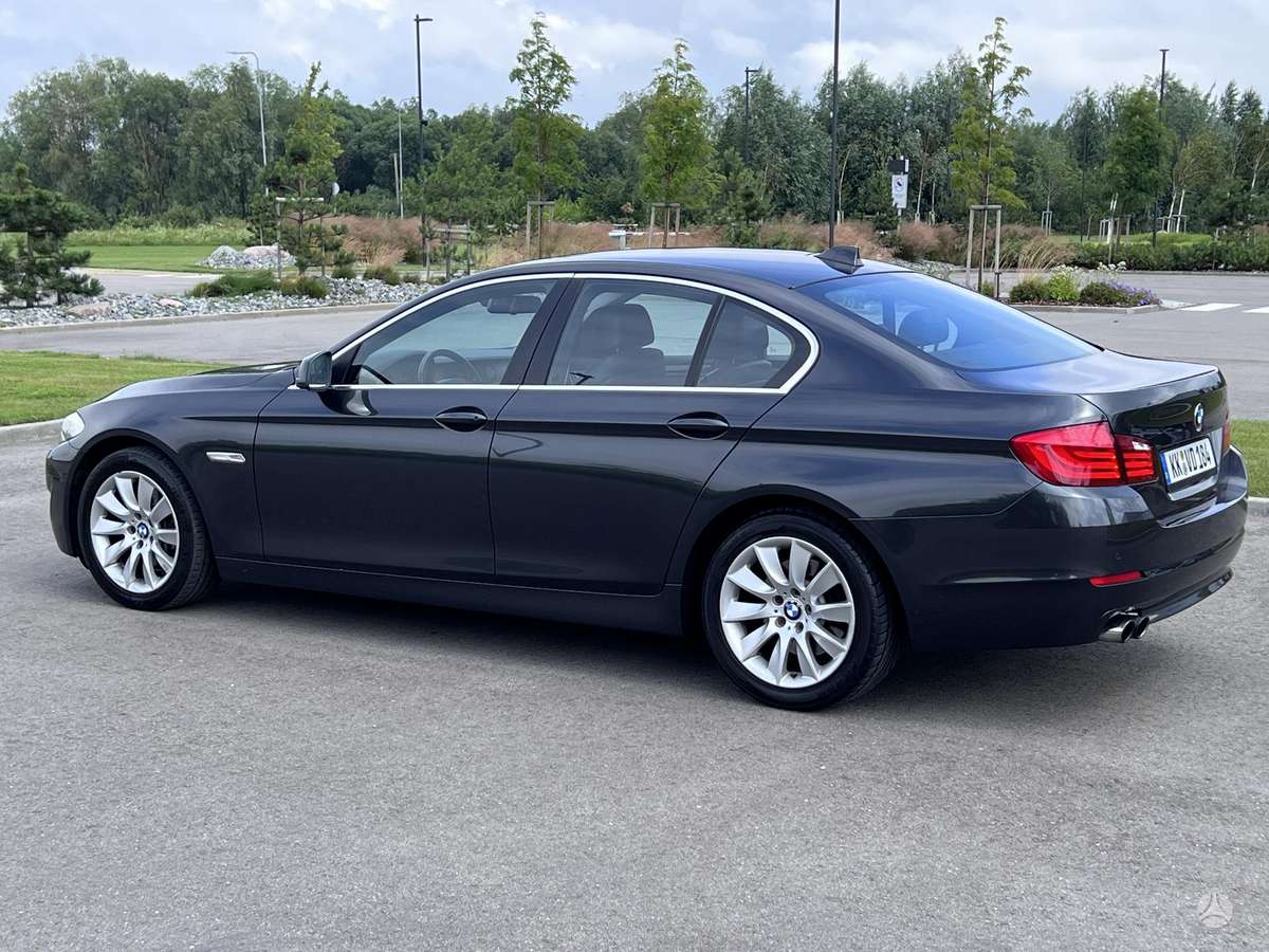 BMW 523, 3.0 l., Седан