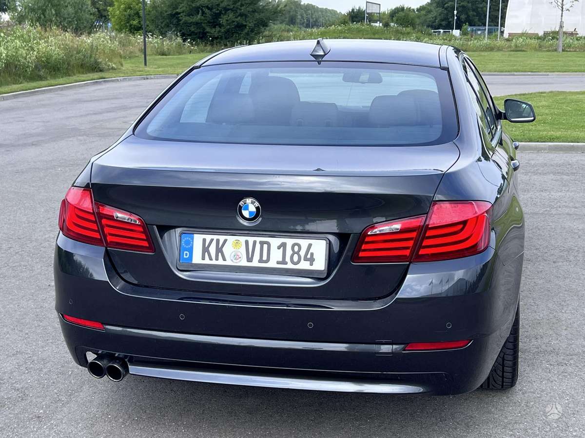 BMW 523, 3.0 l., Седан