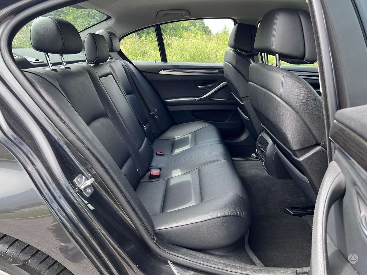 BMW 523, 3.0 l., Седан