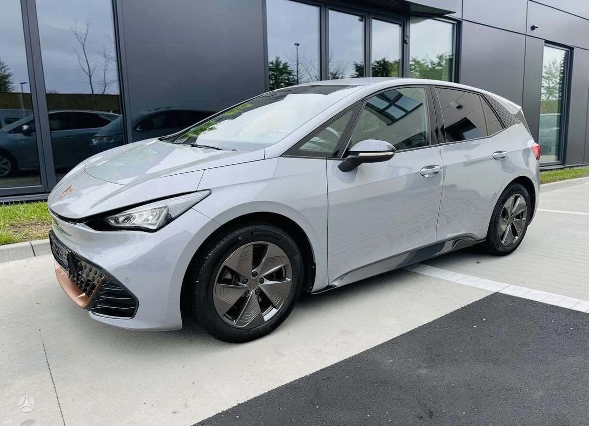 Cupra Born, 62 kWh, hatchback