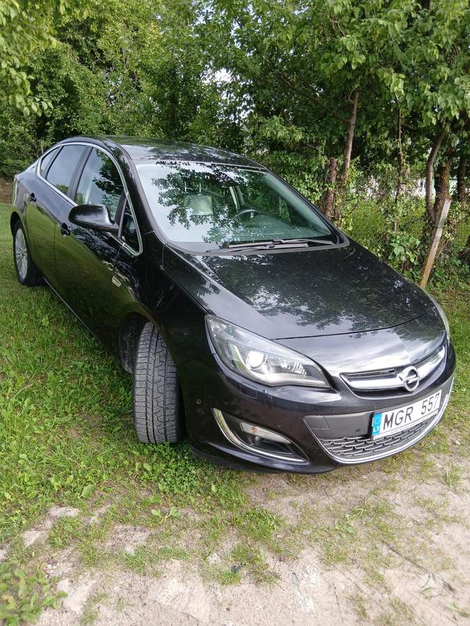 Opel Astra, 1.6 l., Седан