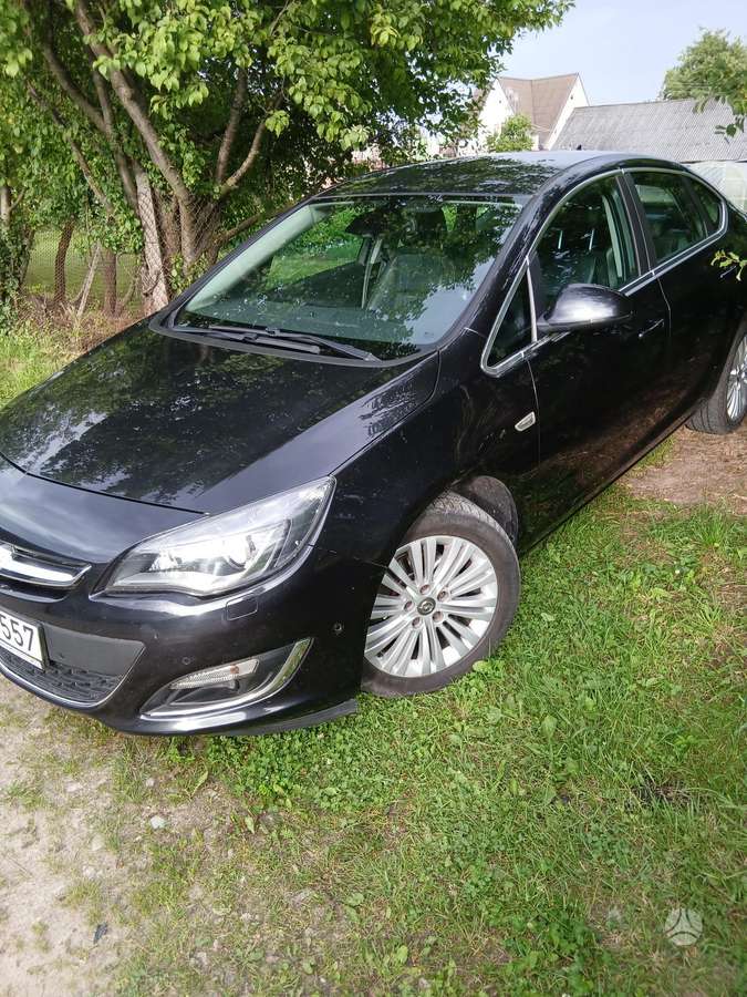 Opel Astra, 1.6 l., Седан