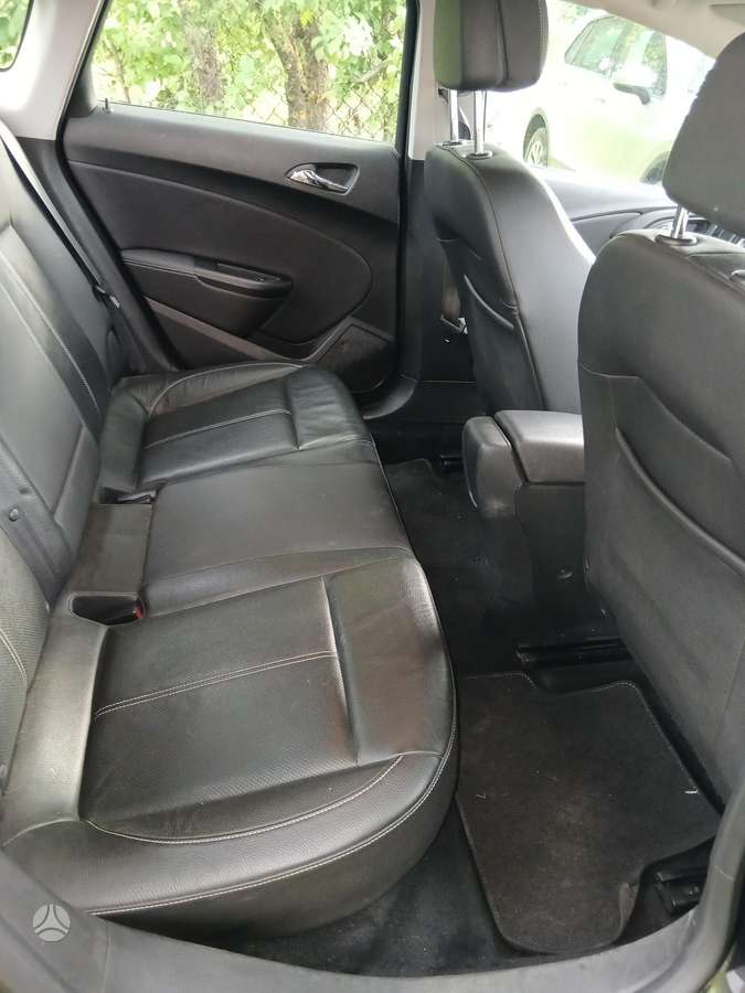 Opel Astra, 1.6 l., Седан