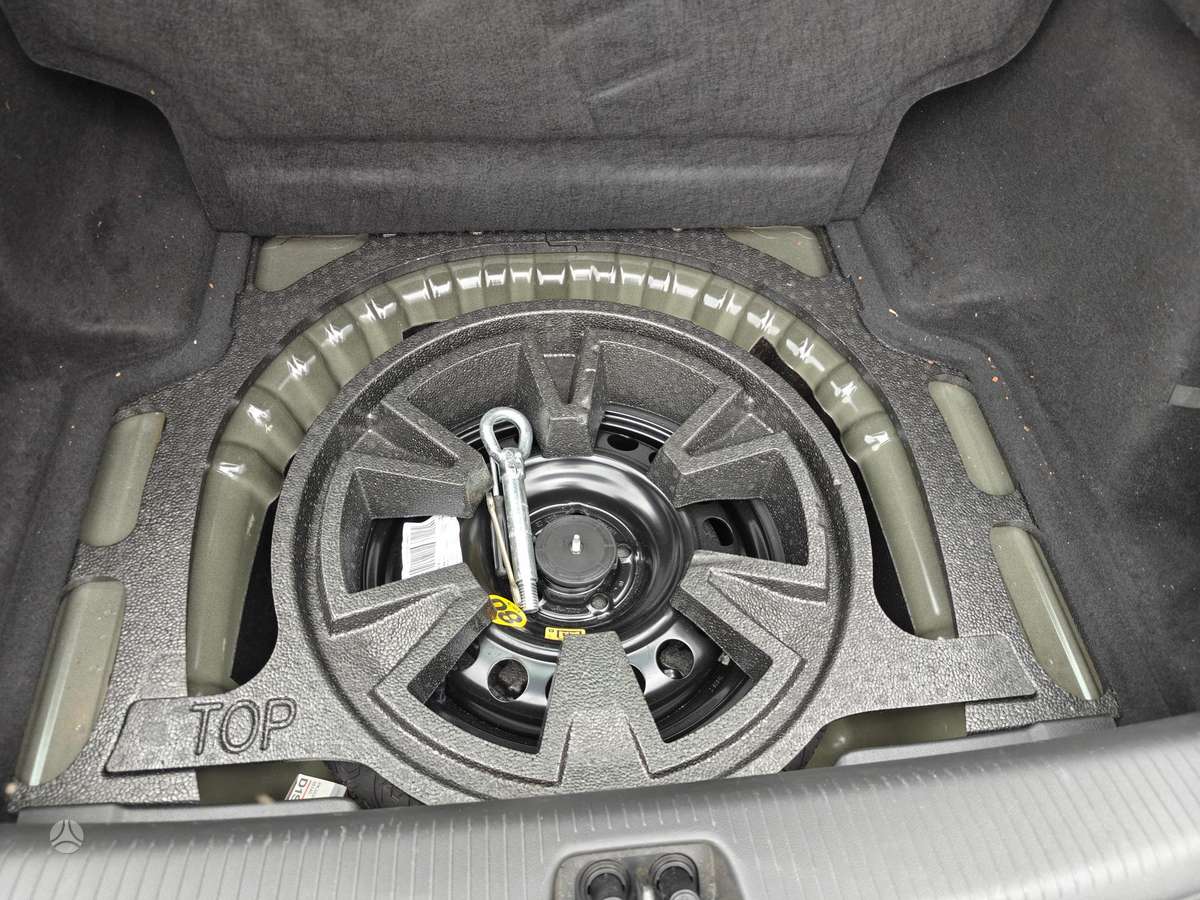 Opel Insignia, 1.5 l., hatchback