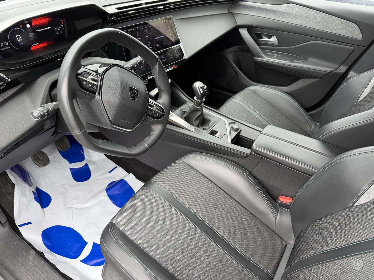 Peugeot 308, 1.2 l., Универсал