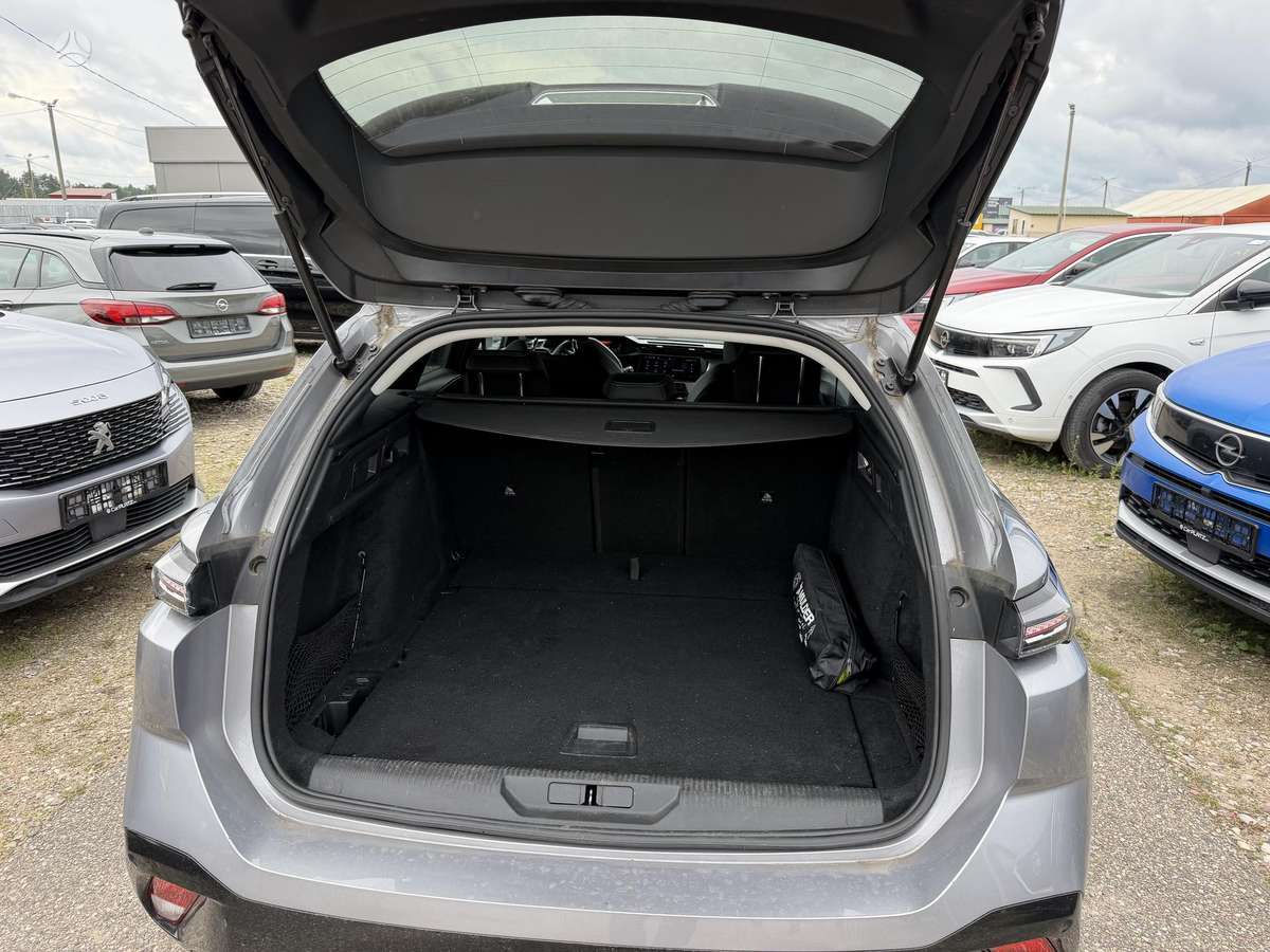 Peugeot 308, 1.2 l., wagon