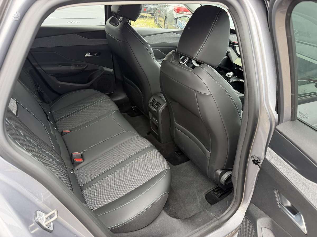 Peugeot 308, 1.2 l., Универсал