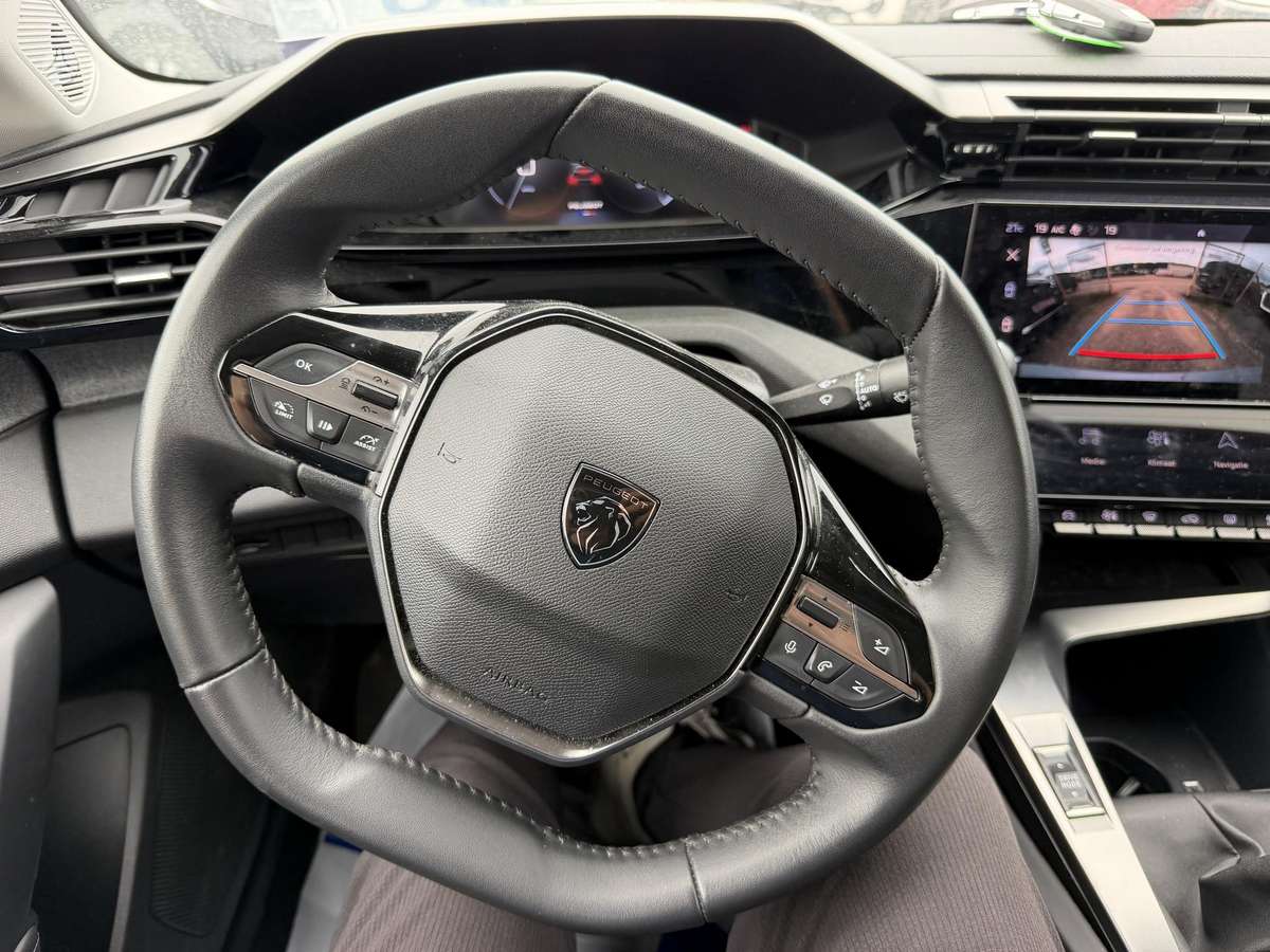 Peugeot 308, 1.2 l., wagon