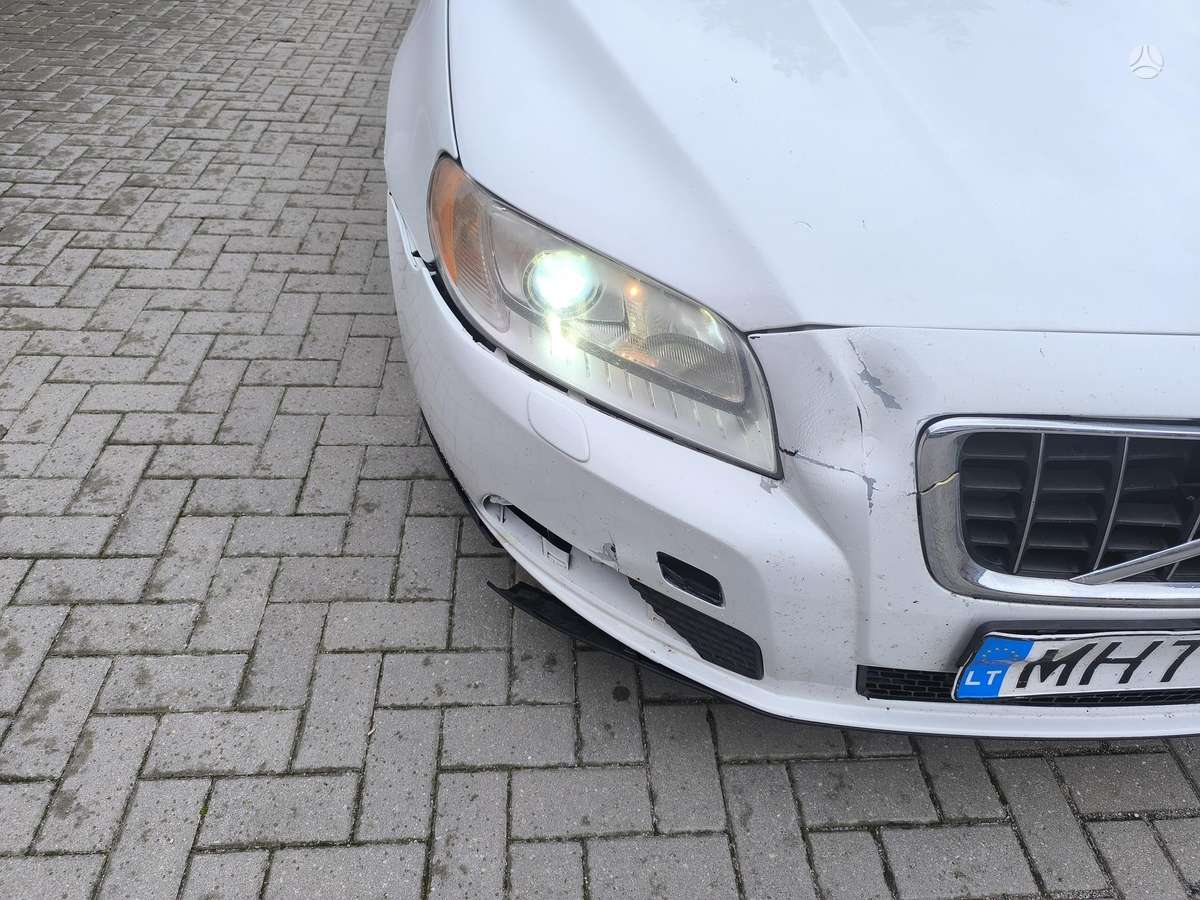 Volvo V70, 2.4 l., universalas