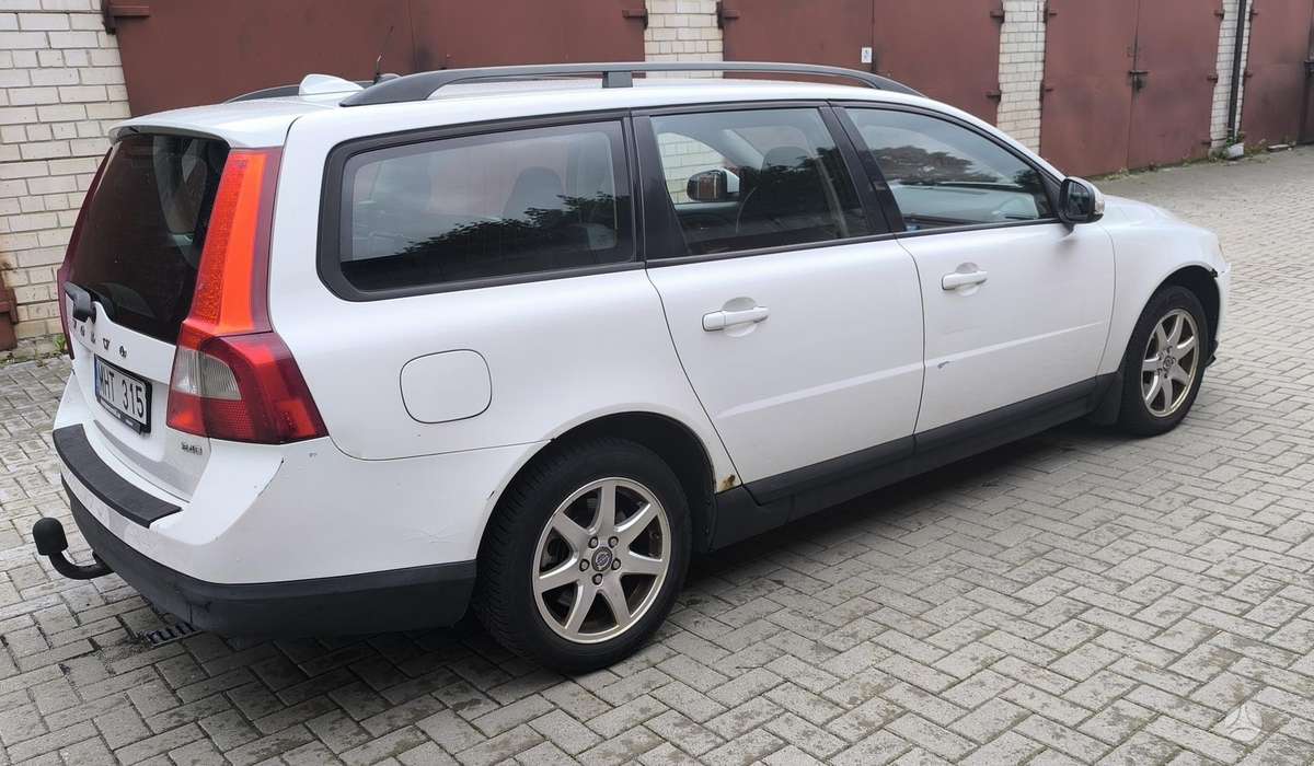 Volvo V70, 2.4 l., universalas