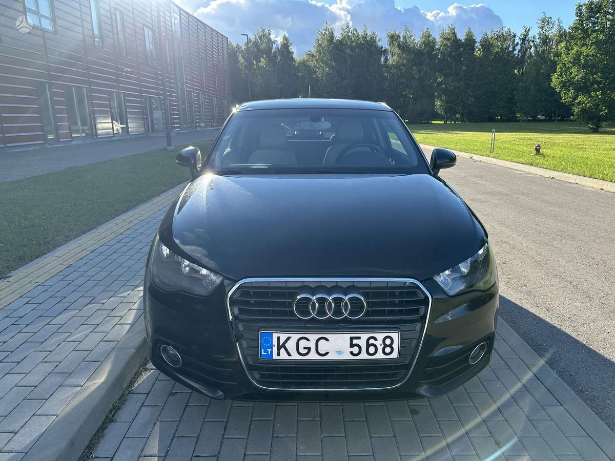 Audi A1, 1.6 l., hatchback