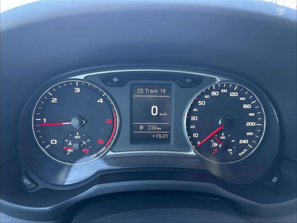 Audi A1, 1.6 l., Хэтчбек
