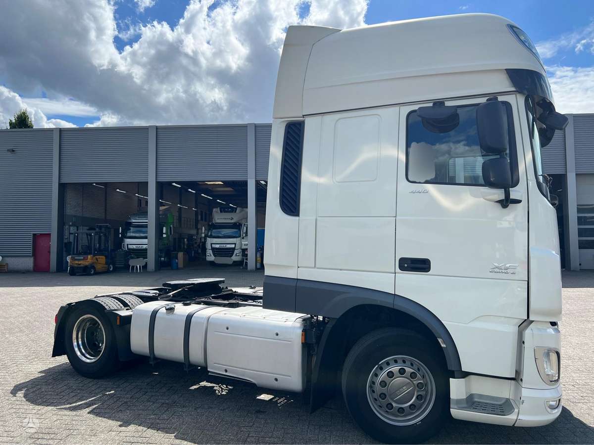DAF XF 440, 2 miegamosios vietos