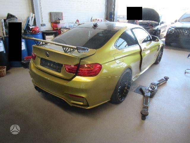 BMW M4, 3.0 l., coupe