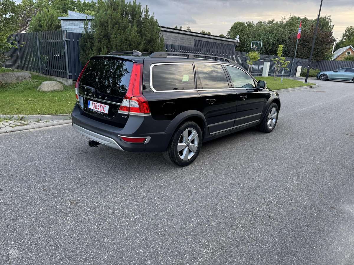 Volvo XC70 - 2