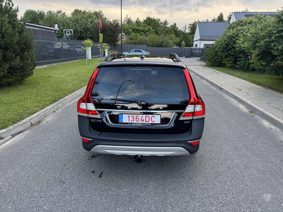 Volvo XC70 - 3