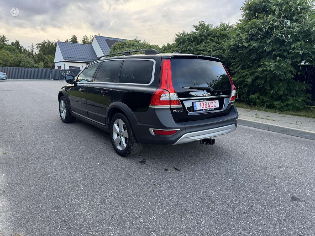 Volvo XC70 - 4