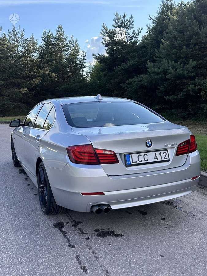 BMW 528, 2.0 l., saloon / sedan