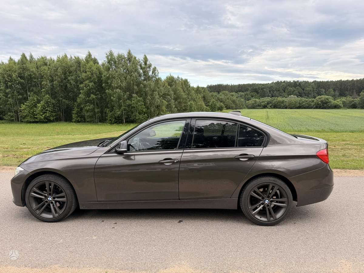 BMW 328, 2.0 l., Седан
