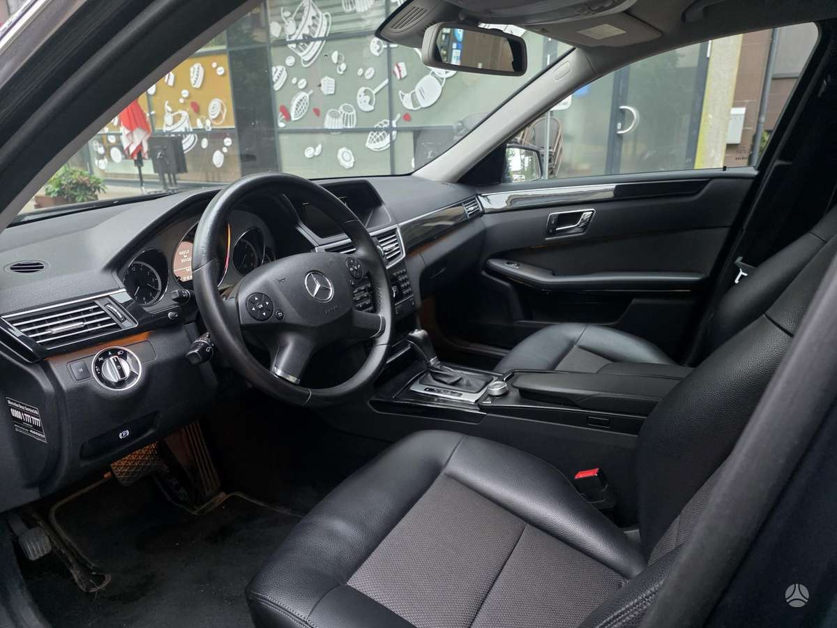Mercedes-Benz E200, 2.1 l., Универсал