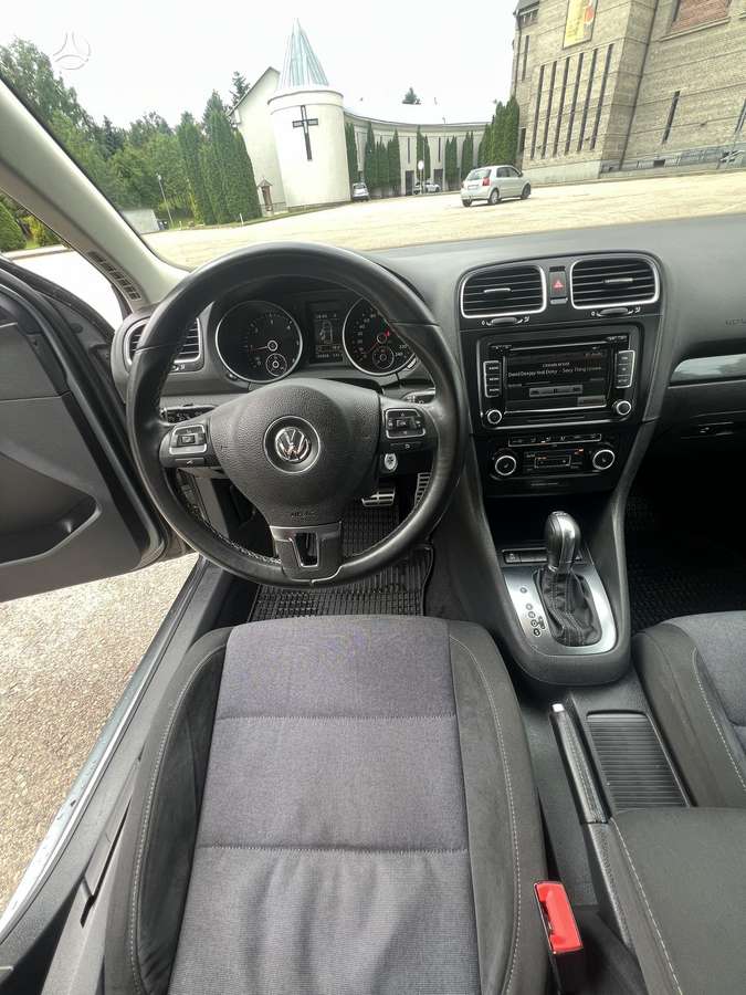Volkswagen Golf, 1.6 l., Универсал