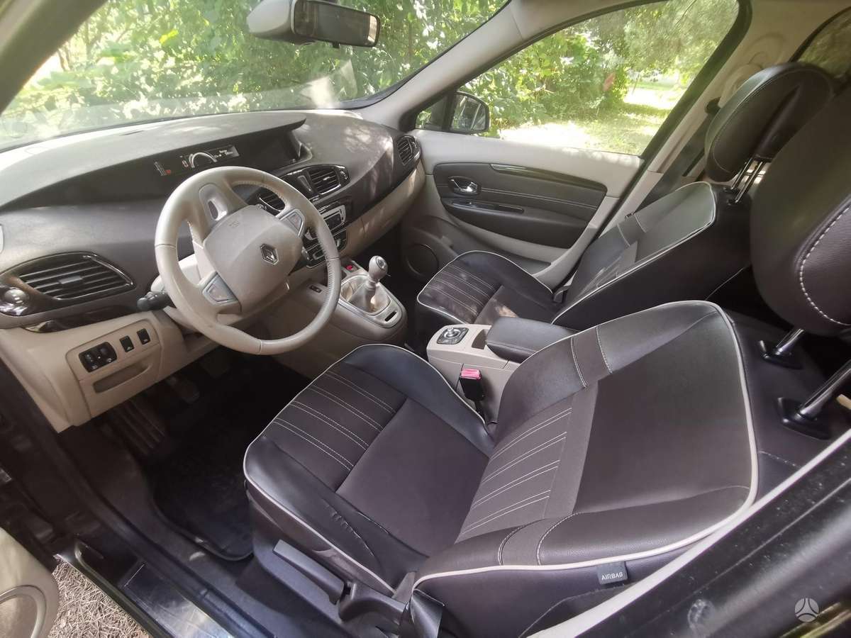 Renault Grand Scenic - 5