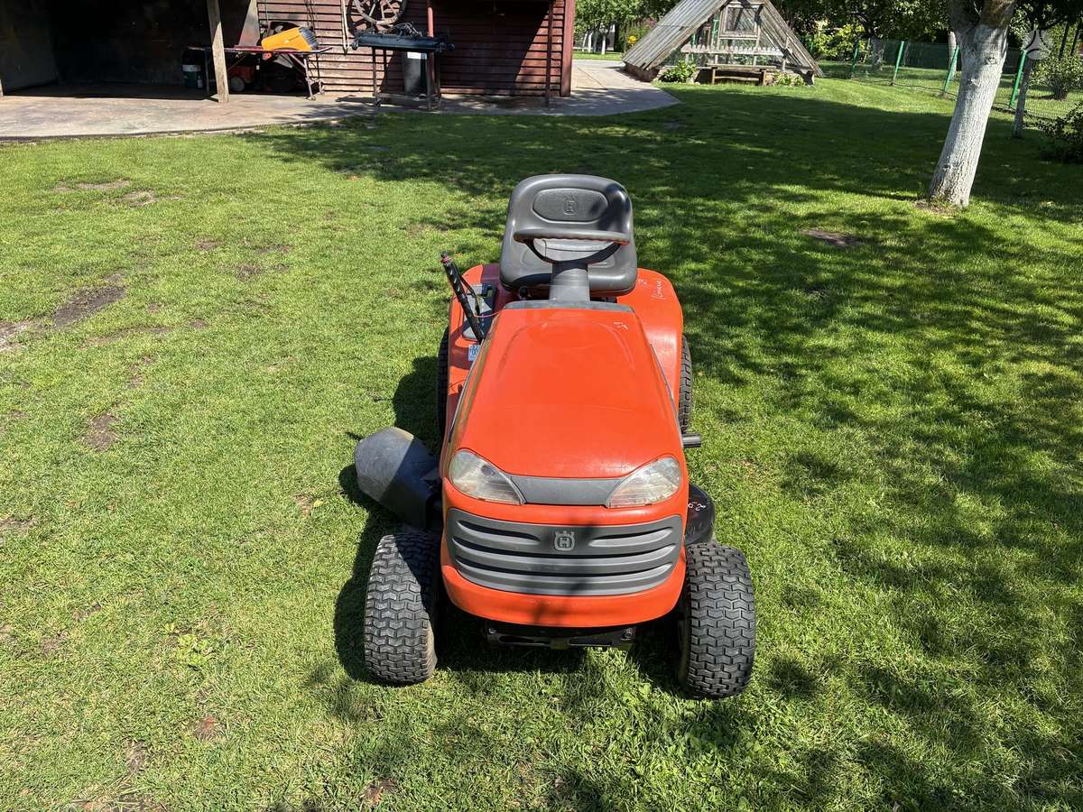 Husqvarna LT151, garden tractors
