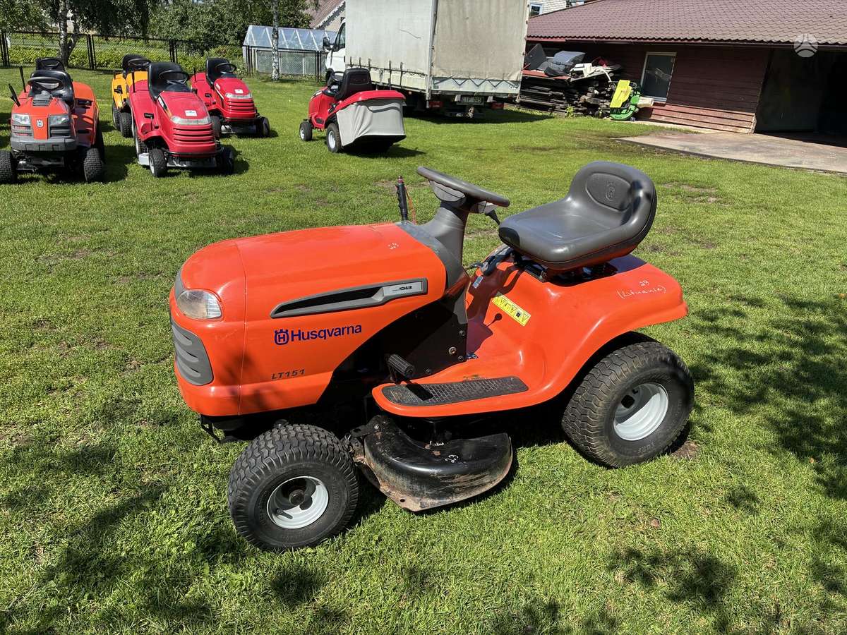 Husqvarna LT151, garden tractors