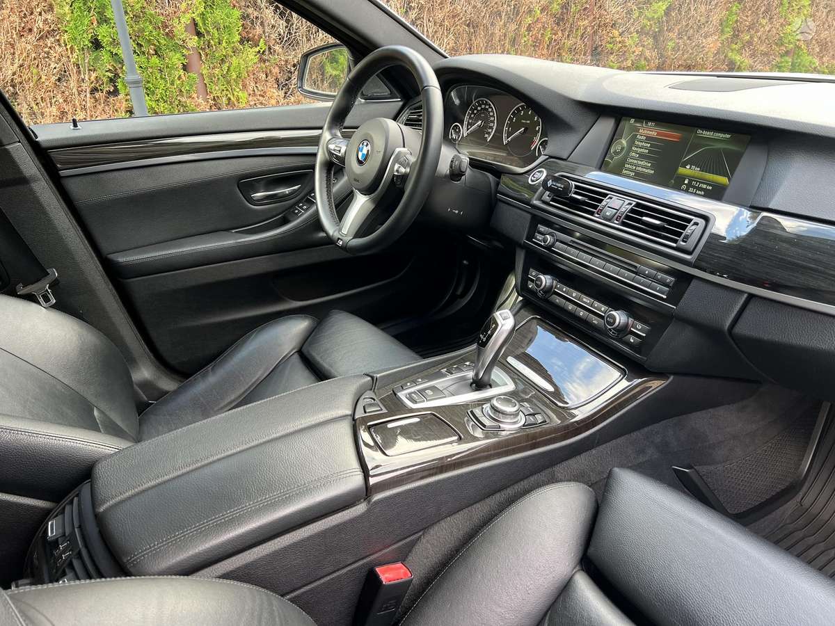 BMW 535, 3.0 l., Седан