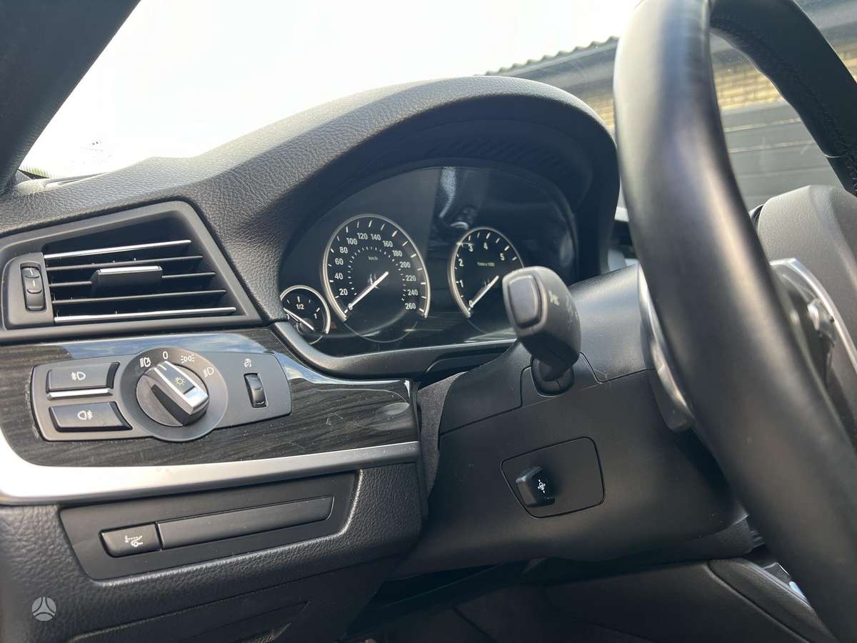 BMW 535, 3.0 l., Седан