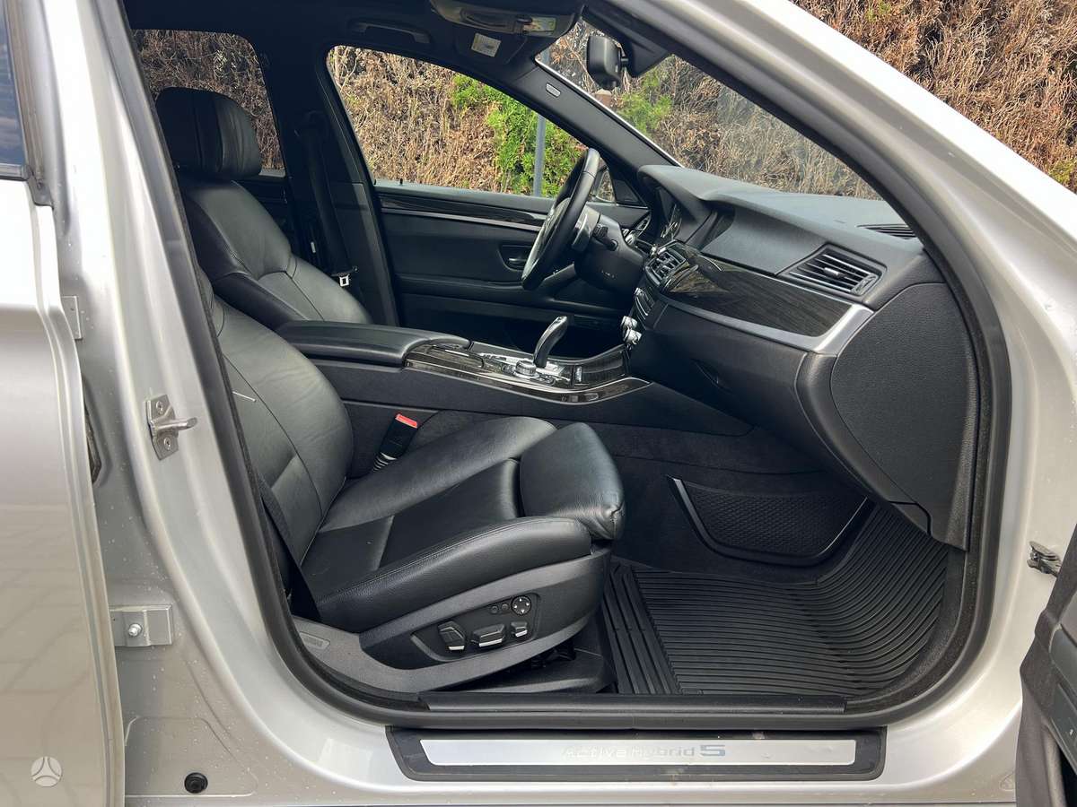 BMW 535, 3.0 l., Седан