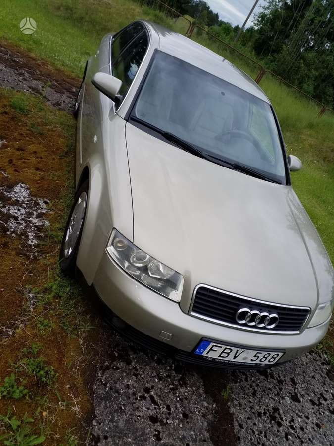 Audi A4, 2.5 l., Седан