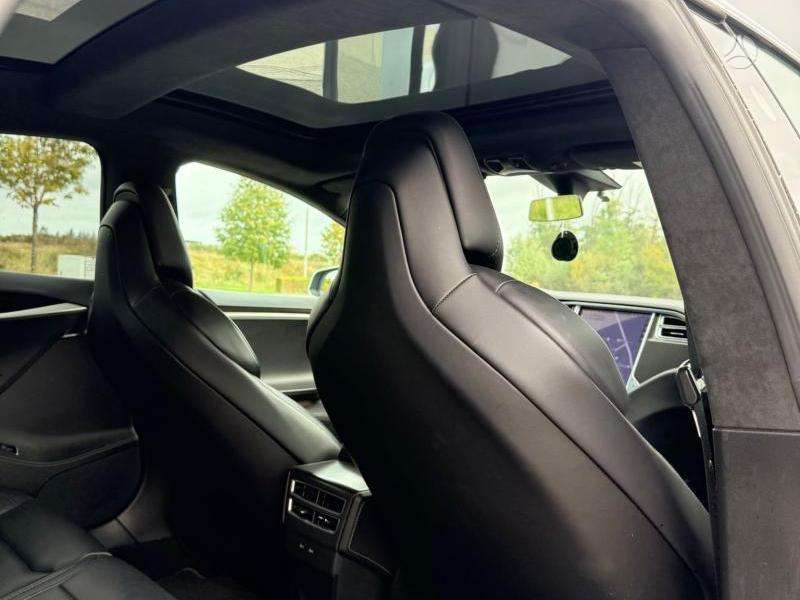 Tesla Model S, 75 кВт·ч, Хэтчбек