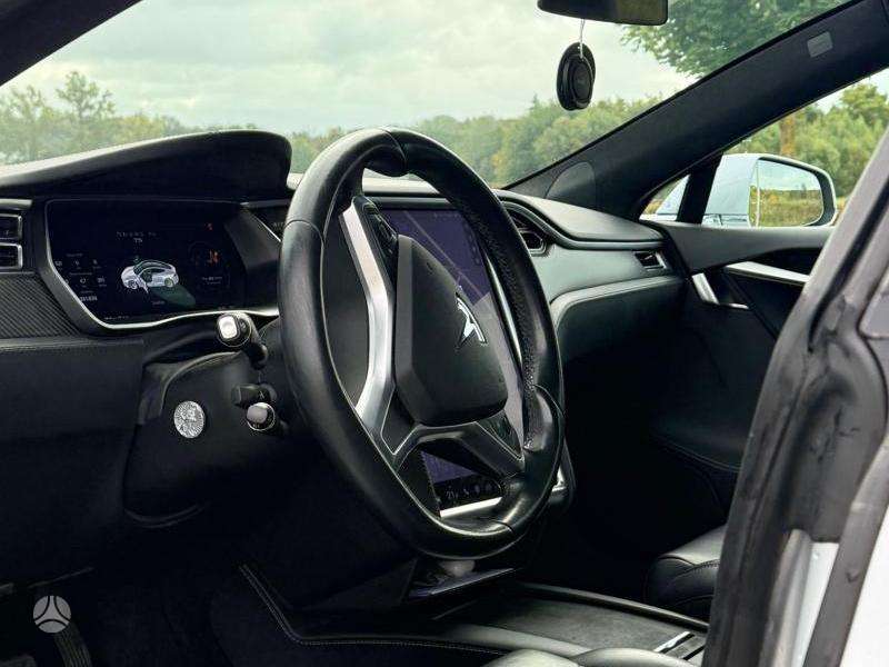 Tesla Model S, 75 кВт·ч, Хэтчбек